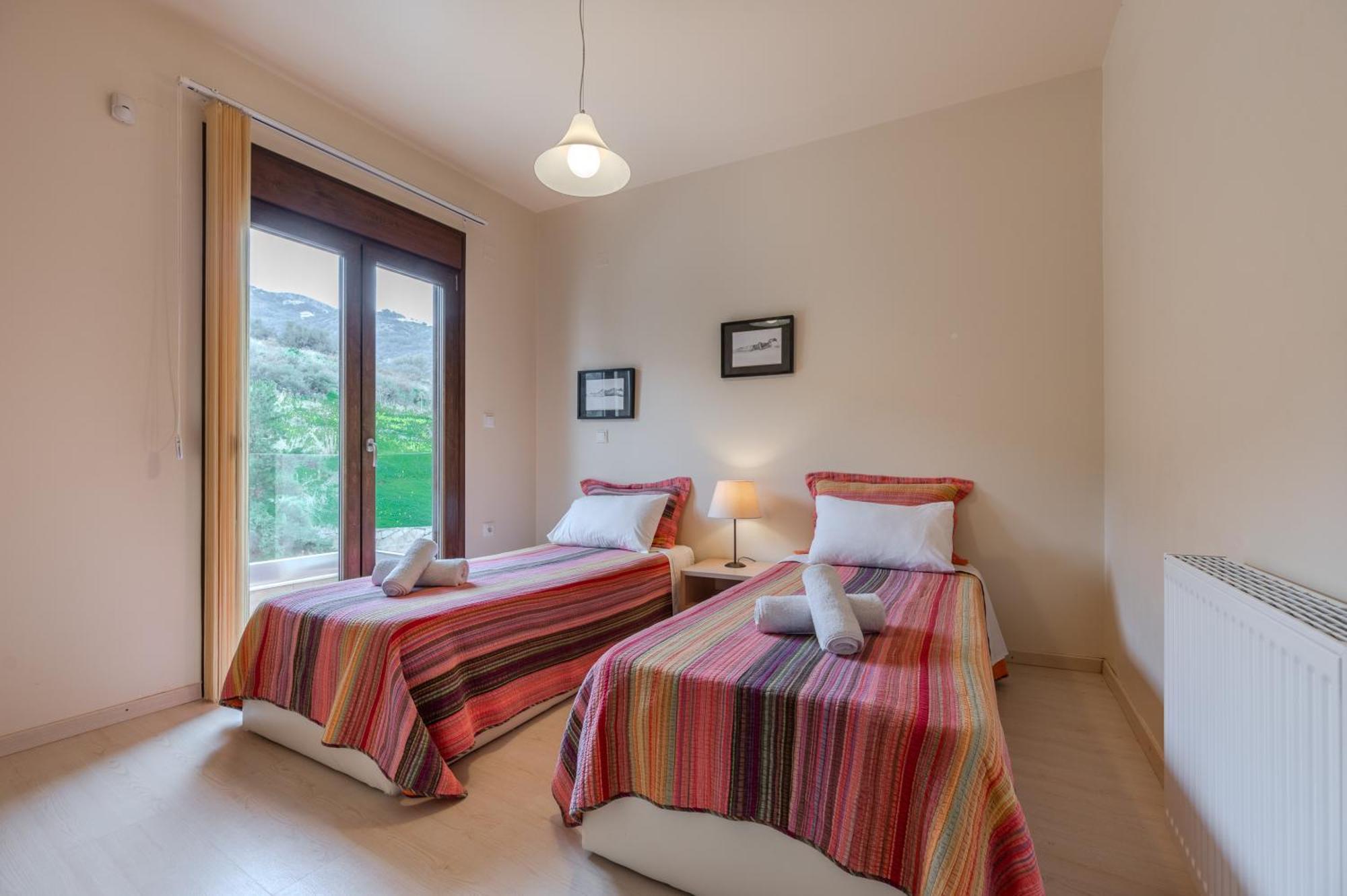 Palaiokastro & Holiday home *