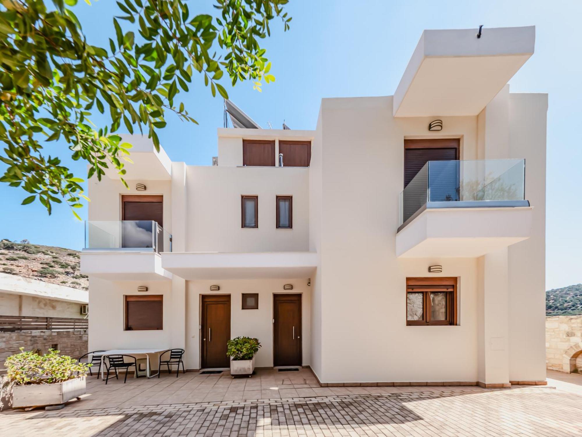 Palaiokastro & Holiday home
